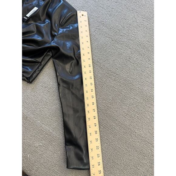 Nasty Gal Collection Womens US 6 Faux Leather Twist Front Crop Top - Picture 7 of 11